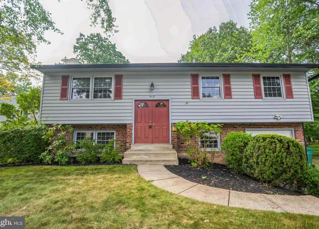Property at 412 Norway Dr, Lansdale, PA 19446, 3 beds, 2 baths