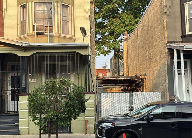 Property at 3151 N 8th St, Philadelphia, PA 19133, 4 beds, 2.5 baths