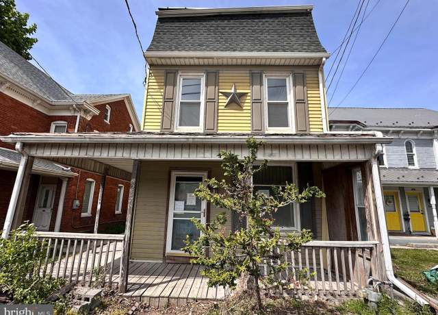 Property at 5247 Lincoln Hwy W, Thomasville, PA 17364, 3 beds, 1.5 baths