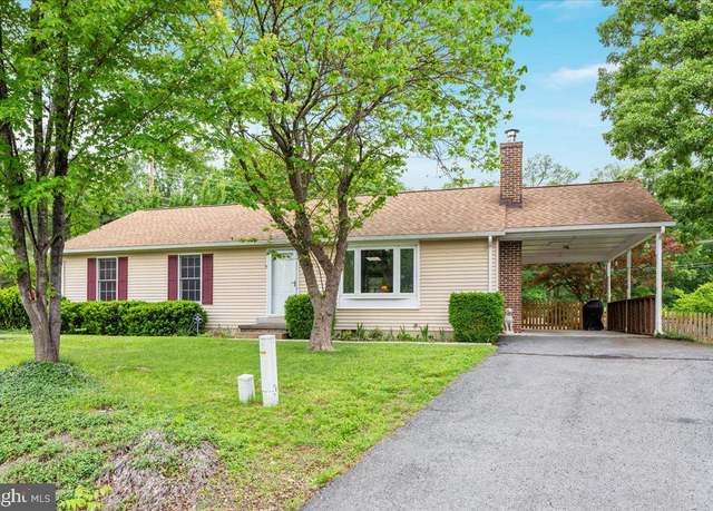 Property at 102 Winnepeg Pl, Winchester, VA 22603, 3 beds, 2 baths