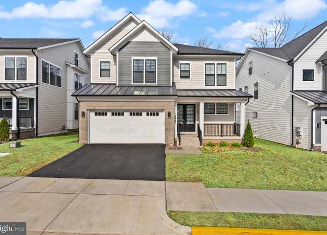 Property at 14664 Battery Ridge Ln, Centreville, VA 20120, 5 beds, 5.5 baths
