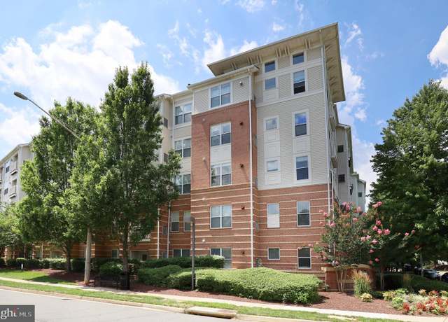 Property at 9480 Virginia Center Blvd #211, Vienna, VA 22181, 2 beds, 2 baths