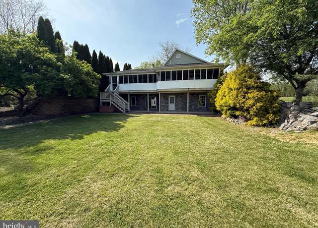 Property at 71 Wager Ln, Martinsburg, WV 25404, 4 beds, 3 baths