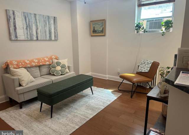 Property at 2339 40th Pl NW #5, Washington, DC 20007, 1 bed, 1 bath