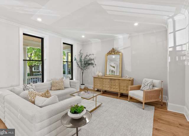 Property at 323 10th St NE, Washington, DC 20002, 4 beds, 3.5 baths