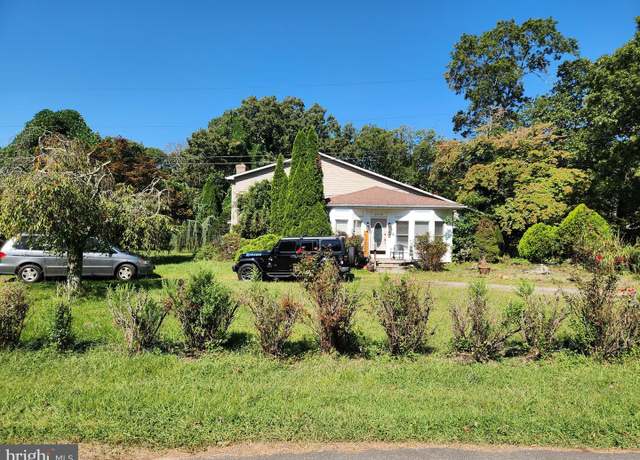 Property at 8458 Bussenius Rd, Pasadena, MD 21122, 4 beds, 3 baths
