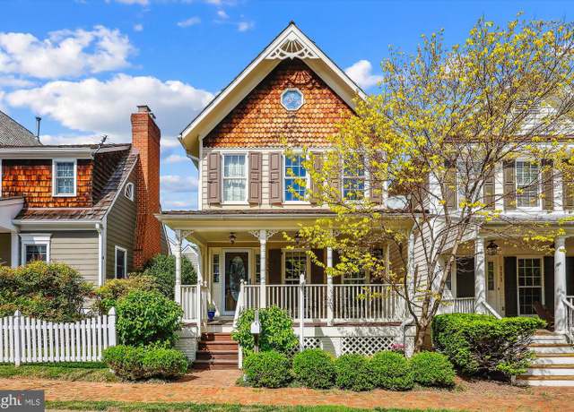 Property at 113 Beckwith St, Gaithersburg, MD 20878, 3 beds, 3 baths