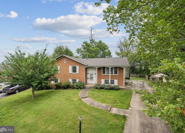 Property at 11621 Regency Dr, Potomac, MD 20854, 6 beds, 3 baths