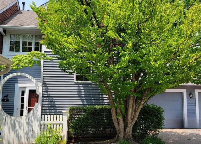Property at 8 Railroad Pl, Pennington, NJ 08534, 2 beds, 2.5 baths