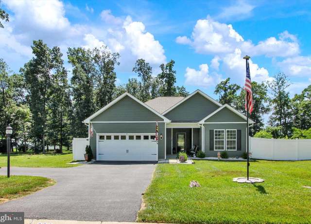 Property at 626 Ledger Dr, Hanover, PA 17331, 4 beds, 2 baths