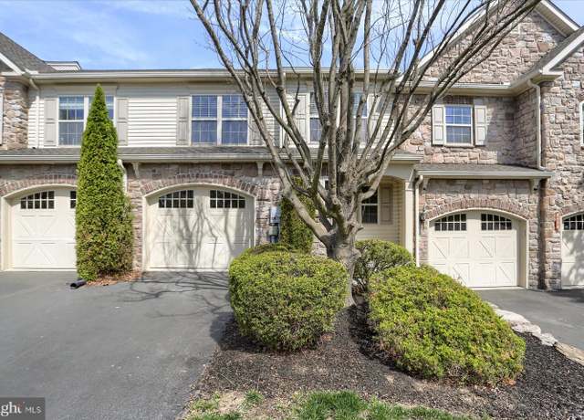 Property at 486 Nursery Dr S, Mechanicsburg, PA 17055, 3 beds, 2 baths