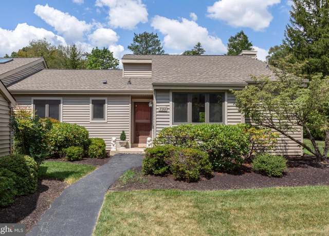 Property at 792 Jefferson Way, West Chester, PA 19380, 2 beds, 2 baths