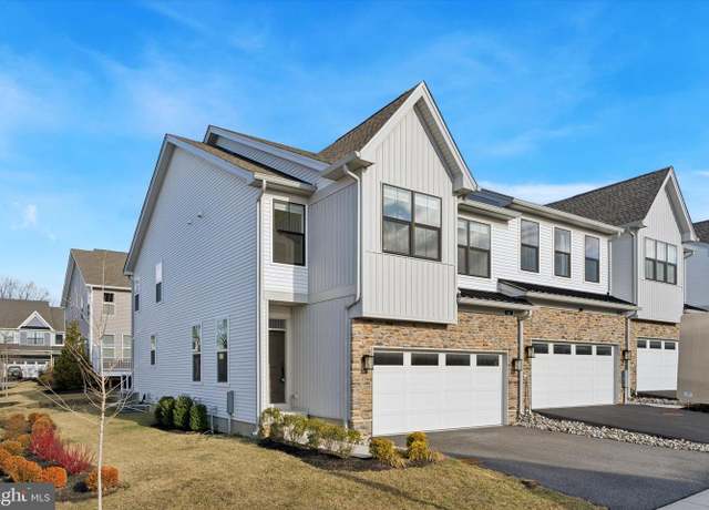 Property at 141 Junction Rd, Media, PA 19063, 3 beds, 2.5 baths