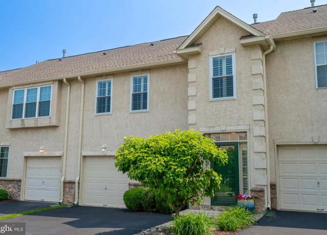 Property at 102 Warwick Way, North Wales, PA 19454, 3 beds, 2.5 baths