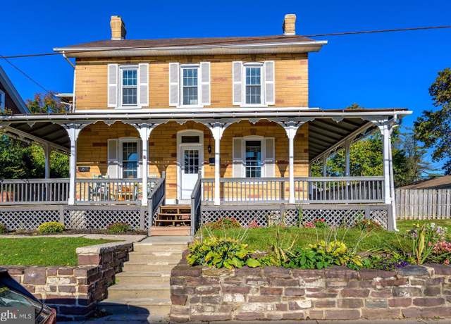Property at 23 & 25 W Walnut St, Souderton, PA 18964, 4 beds, 2 baths