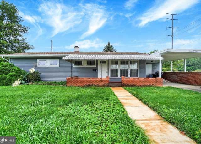 Property at 701 Kelly Dr, York, PA 17404, 4 beds, 1 bath