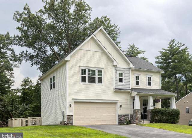 Property at 115 Eagle Dr, Cross Junction, VA 22625, 4 beds, 2.5 baths
