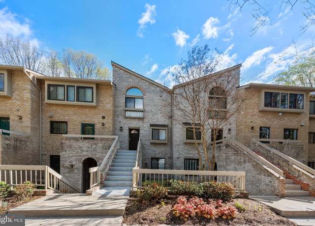Property at 11116 Boathouse Ct #93, Reston, VA 20191, 2 beds, 2.5 baths