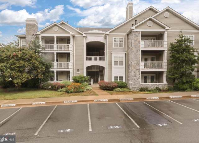 Property at 1716 Lake Shore Crest Dr #33, Reston, VA 20190, 2 beds, 1.5 baths