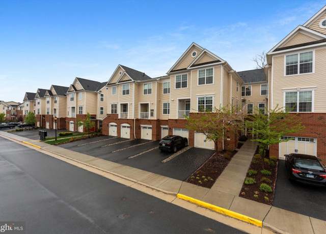 Property at 23265 Milltown Knoll Sq #109, Ashburn, VA 20148, 2 beds, 2.5 baths