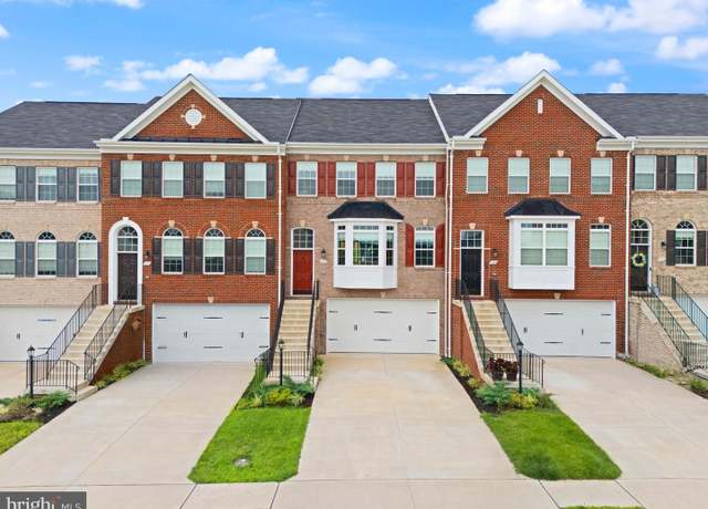 Property at 3179 Barbeque Pl, Woodbridge, VA 22193, 3 beds, 3.5 baths