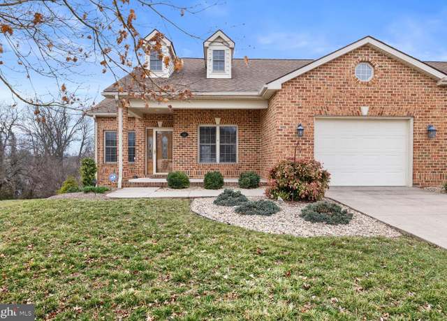 Property at 141 Donna Dr, Woodstock, VA 22664, 4 beds, 3 baths