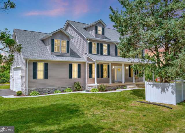 Property at 1688 Courthouse Rd, Stafford, VA 22554, 4 beds, 3.5 baths