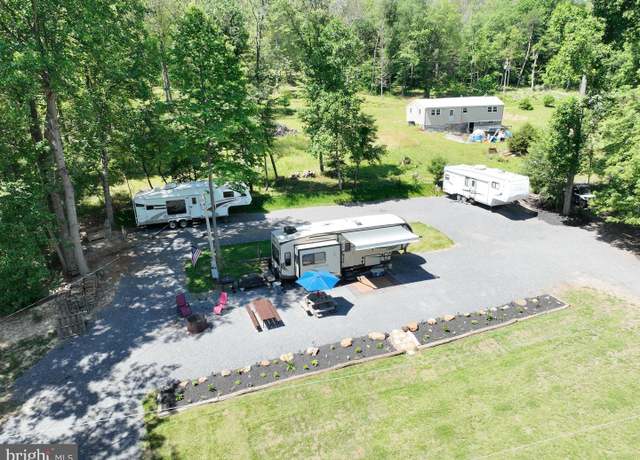 Property at 191 Woodlawn Dr, Great Cacapon, WV 25422