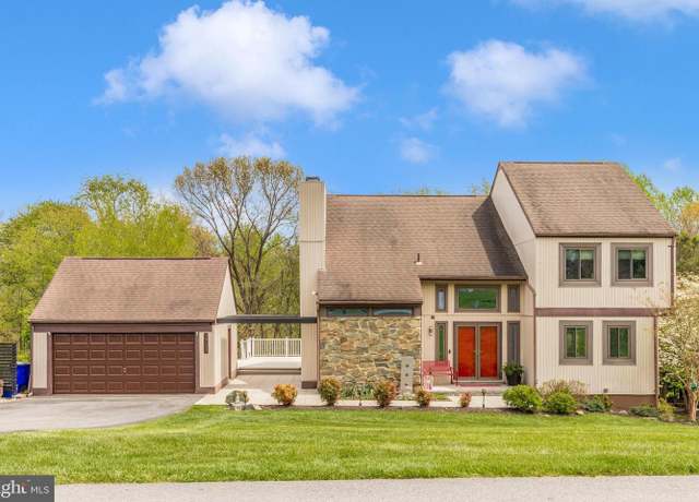 Property at 2733 Loch Haven Dr, Ijamsville, MD 21754, 5 beds, 3.5 baths