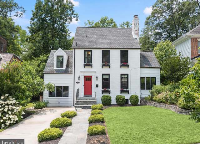 Property at 4313 Woodberry St, University Park, MD 20782, 4 beds, 4 baths