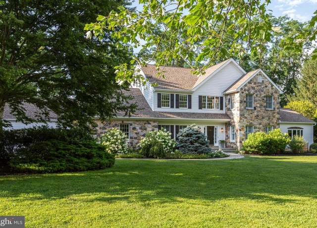Property at 995 Baneswood Dr, Kennett Square, PA 19348, 4 beds, 3.5 baths