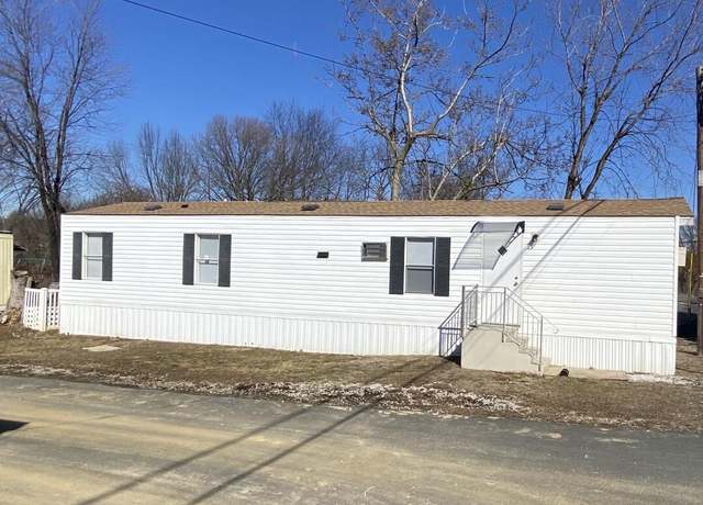 Property at 4300 W 9th St #34, Marcus Hook, PA 19061, 3 beds, 1 bath