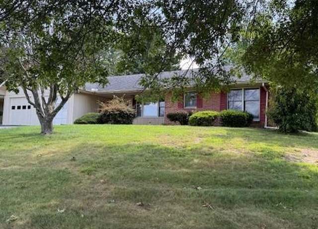 Property at 11972 N Woodlea Dr, Waynesboro, PA 17268, 2 beds, 1.5 baths