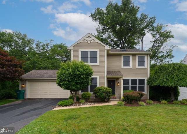 Property at 237 Cliff Ln, Elizabethtown, PA 17022, 3 beds, 2.5 baths