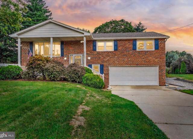 Property at 2540 Audlyn Dr, York, PA 17408, 3 beds, 2 baths