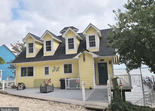 Property at 16254 Neabsco Beach Way, Woodbridge, VA 22191, 2 beds, 1 bath