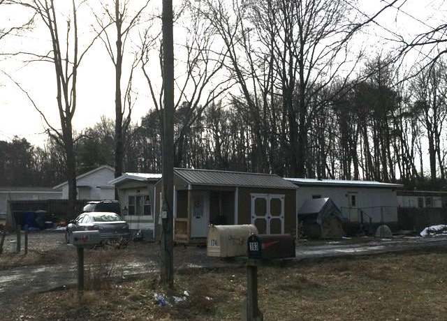 Property at 143 & 149 Moores Dr, Magnolia, DE 19962, 3 beds, 1 bath