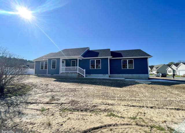 Property at 304 E 7th St, Seaford, DE 19973, 3 beds, 2 baths