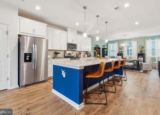 Property at 7810 Union Hill Dr, Hanover, MD 21076, 3 beds, 2.5 baths
