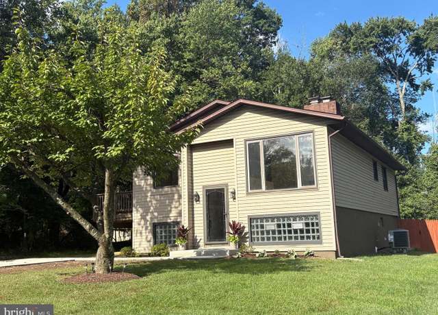 Property at 1108 Handy Ave, Catonsville, MD 21228, 3 beds, 3 baths