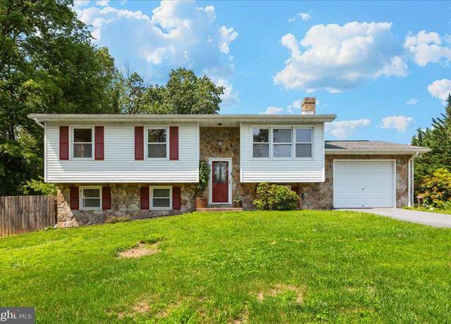 Property at 11584 Liberty Oak Dr, Frederick, MD 21701, 4 beds, 2 baths