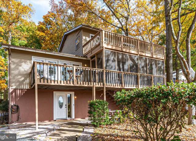 Property at 702 Ocean Pkwy, Ocean Pines, MD 21811, 6 beds, 4 baths