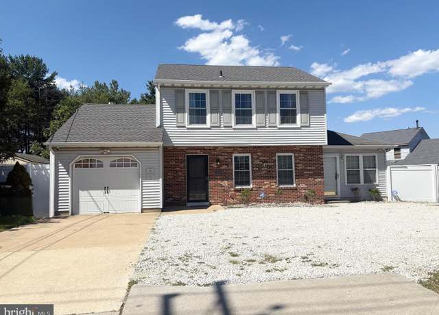 Property at 732 E Evesham Rd E, Cherry Hill, NJ 08003, 4 beds, 2.5 baths