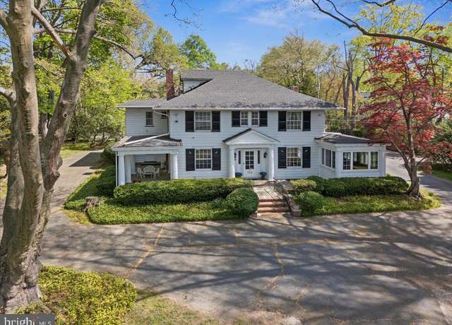 Property at 700 River Rd, Ewing, NJ 08628, 4 beds, 4 baths