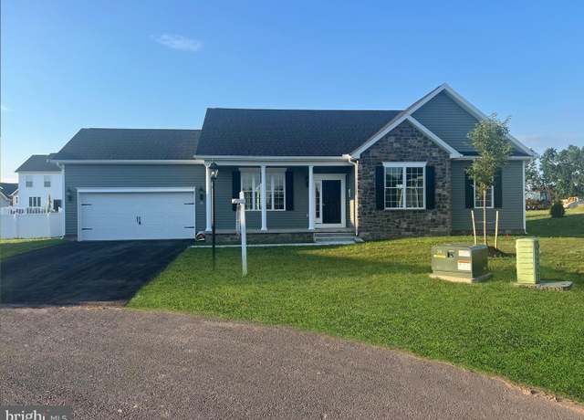 Property at 5 Covey Ct Unit C74, Gettysburg, PA 17325, 3 beds, 2 baths