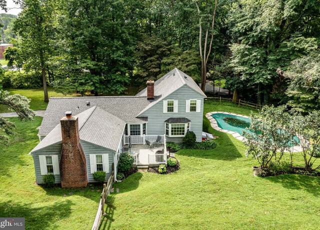 Property at 27 E Forge Rd, Media, PA 19063, 4 beds, 2.5 baths