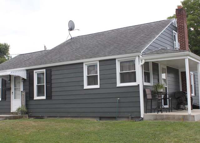 Property at 1516 Highland Ter, Waynesboro, PA 17268, 2 beds, 1 bath