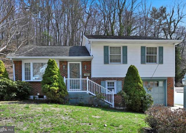 Property at 212 Anderson St, Pottsville, PA 17901, 3 beds, 1.5 baths