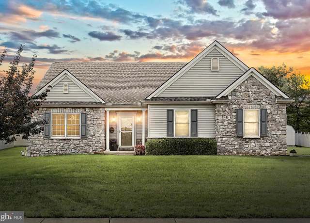 Property at 3173 Jessica Rd, Dover, PA 17315, 3 beds, 2 baths
