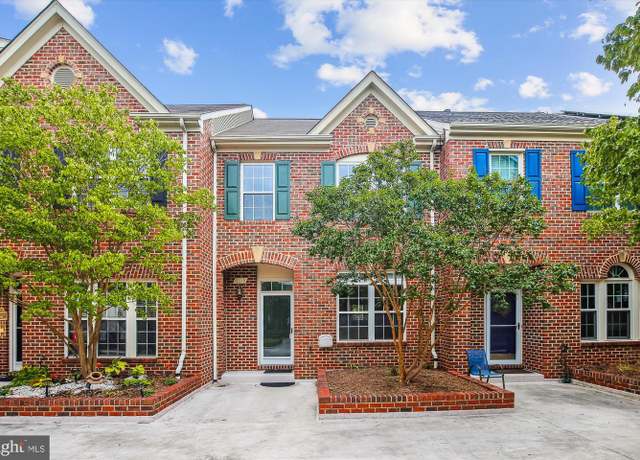 Property at 6119 Madison Crest Ct, Falls Church, VA 22041, 3 beds, 3 baths